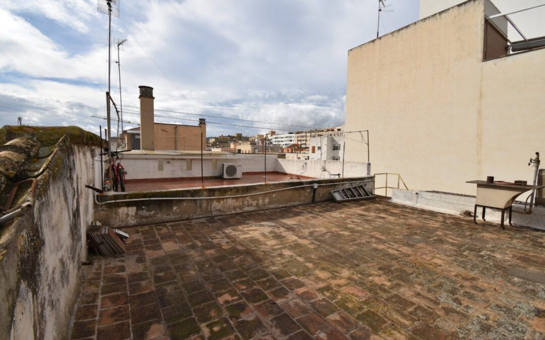TERCER PISO CON TERRAZA SOLARIUM EN SON COTONER