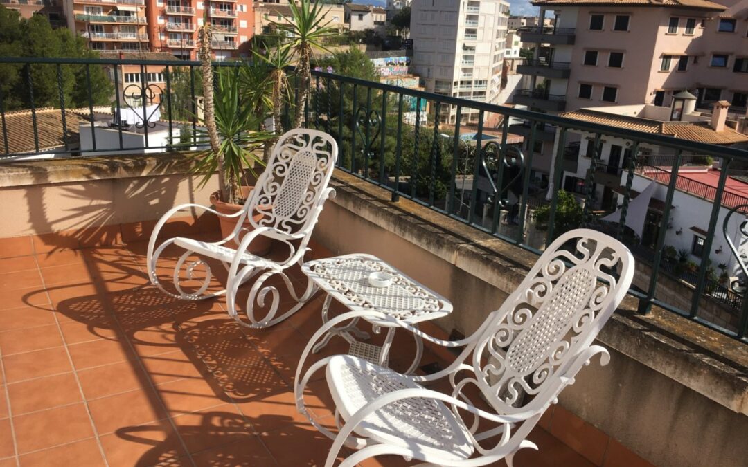 GRAN CHALET ADOSADO EN LA BONANOVA