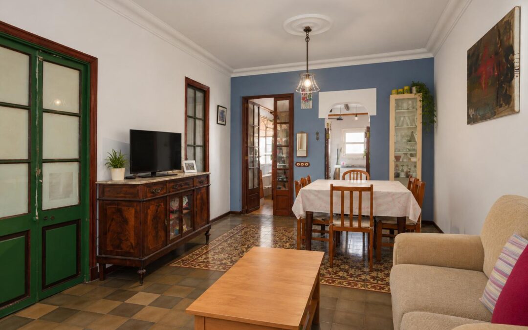 EN VENTA 2º PISO DE 3 HABITACIONES EN EL BARRIO DE SANTA CATALINA – PALMA