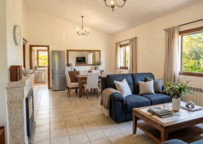 ESTUPENDA FINCA EN SENCELLES; CONFORTABLE Y MUY BIEN CONECTADA