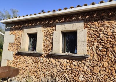 FINCA CON PLACAS SOLARES Y ALJIBE EN ALGAIDA